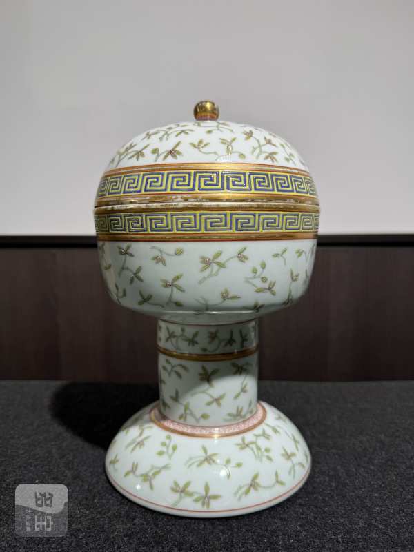 清光绪 粉彩描金折枝兰花豆 - 图3